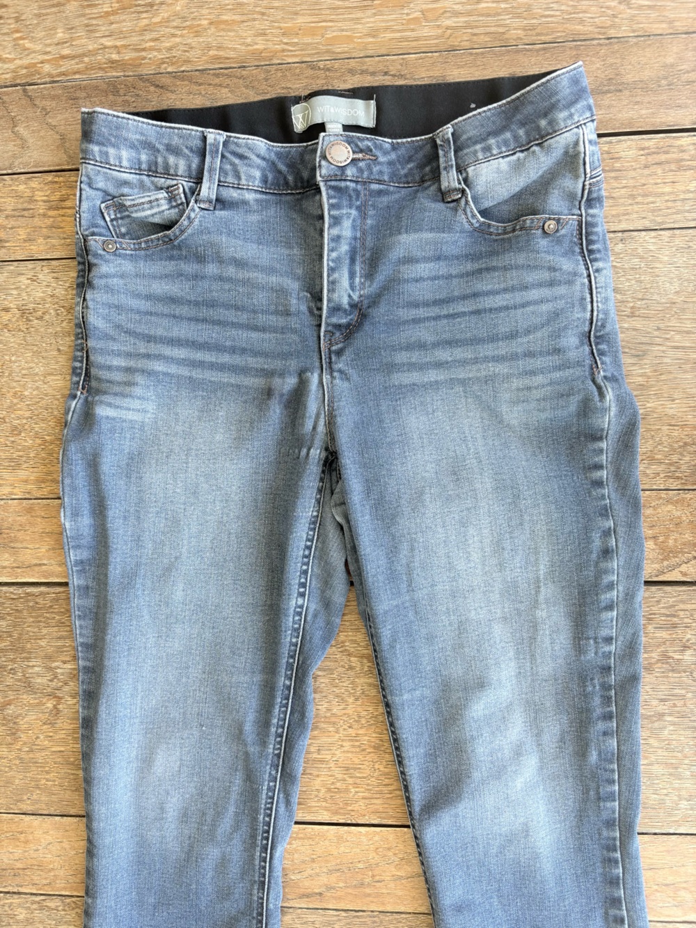 Wit & Wisdom Light Wash Blue w/Stretch Jeans Size 6 0624